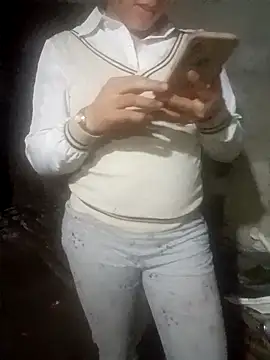 Phuong xxx online show from February 21, 2026, 1:57 pm