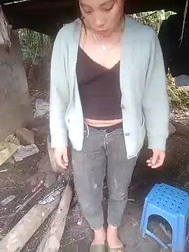 Snapshot of Phuong_xxx chatting on January 6, 2026, 7:12 am Phuong xxx online show from January 6, 2026, 7:12 am