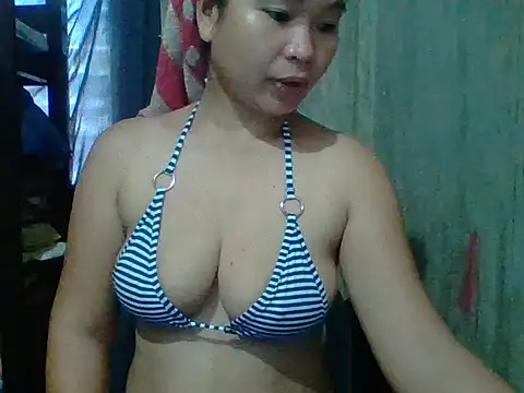 Snapshot of hot_lady26 chatting on September 21, 2025, 11:32 pm hot lady26 online show from September 21, 2025, 11:32 pm