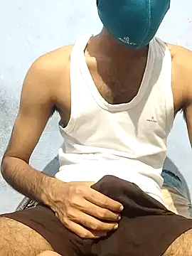 GirlsCrush  online show from September 9, 2025, 6:39 pm