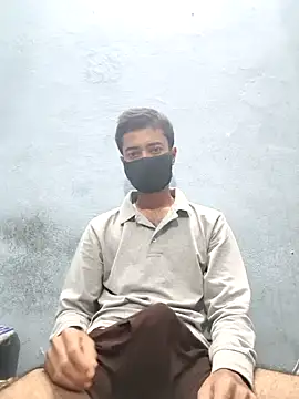 GirlsCrush  online show from October 29, 2025, 7:13 pm