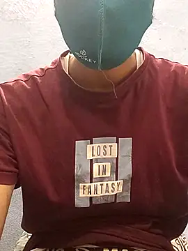 GirlsCrush  online show from September 21, 2025, 8:08 am