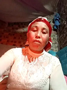 me-cute online show from December 14, 2025, 2:22 pm