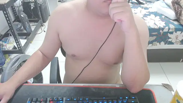 qazwsx cam4 online show from July 7, 2026, 11:47 am