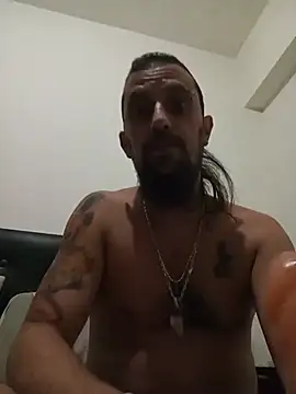 Snapshot of urugauchito chatting on June 14, 2026, 7:09 am urugauchito online show from June 14, 2026, 7:09 am