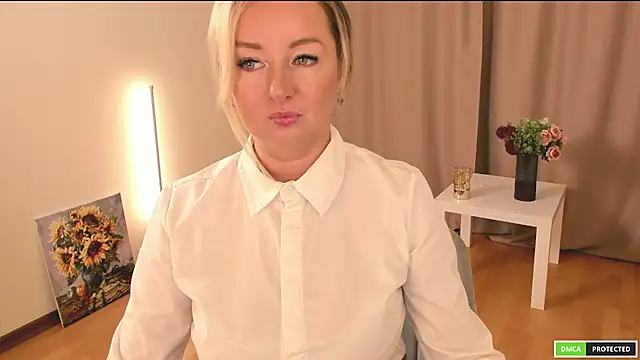 sexmom8 online show from November 8, 2025, 12:31 pm