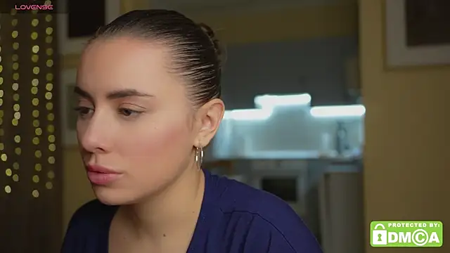 KateCarrey online show from November 11, 2025, 4:13 pm