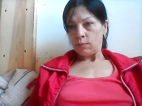 Snapshot of Milana38 chatting on May 4, 2026, 8:28 am Milana38 online show from May 4, 2026, 8:28 am