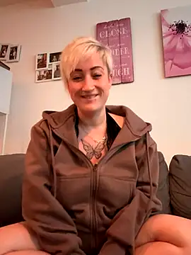 Rozendefotz online show from September 30, 2025, 4:46 pm