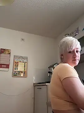 Snapshot of Rozendefotz chatting on March 16, 2026, 7:01 am Rozendefotz online show from March 16, 2026, 7:01 am