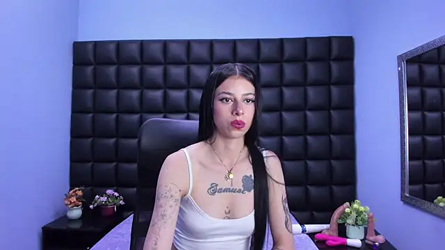 Dulce Miaa  online show from April 6, 2026, 6:31 pm