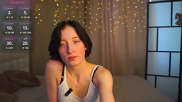 Snapshot of JuanaFriesz chatting on February 5, 2026, 9:16 am JuanaFriesz online show from February 5, 2026, 9:16 am