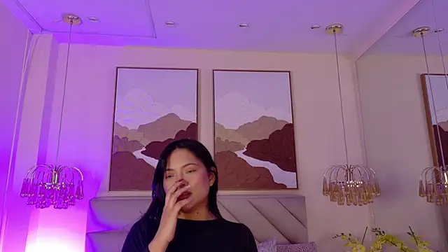 kendalFox  online show from November 2, 2025, 1:49 pm