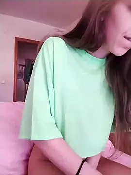 Snapshot of BarbiieeMiauh chatting on April 17, 2026, 1:25 pm BarbiieeMiauh online show from April 17, 2026, 1:25 pm