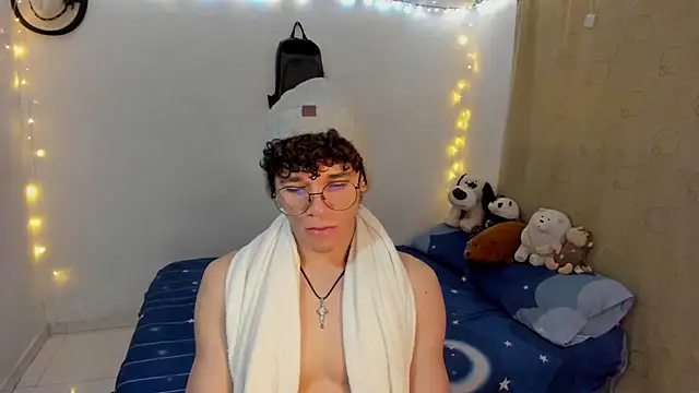 Tom Blues online show from November 27, 2025, 12:38 pm