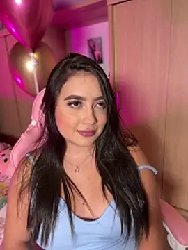 Emiily Moore1 online show from February 4, 2026, 12:27 am