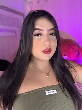 Emiily Moore1 online show from October 7, 2025, 8:10 pm