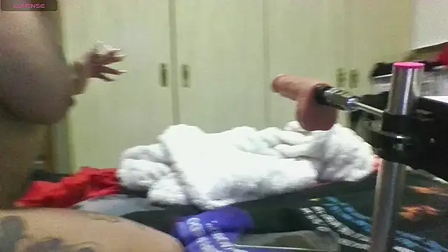 canariamorbosa online show from April 1, 2026, 7:11 pm