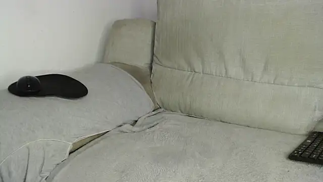 Raycatt1 online show from May 30, 2026, 3:28 pm