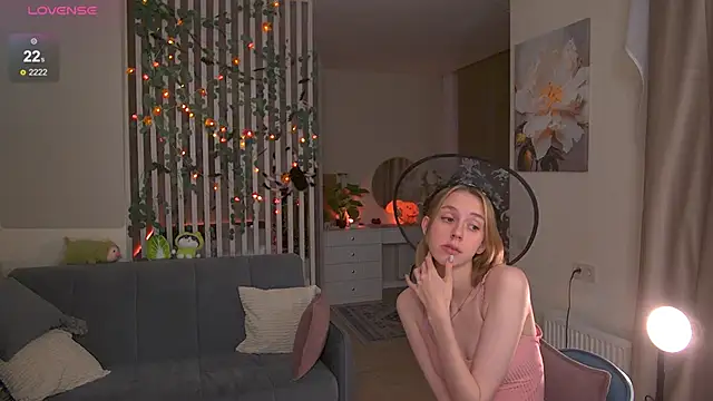Snapshot of sofiapurex chatting on October 23, 2025, 7:34 pm sofiapurex online show from October 23, 2025, 7:34 pm