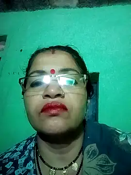 Snapshot of Manavi_x chatting on October 4, 2025, 12:34 am Manavi x online show from October 4, 2025, 12:34 am