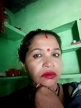 Snapshot of Manavi_x chatting on October 19, 2025, 10:29 am Manavi x online show from October 19, 2025, 10:29 am