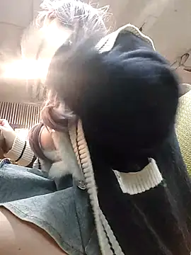 Lovelyanan online show from February 9, 2026, 11:30 am