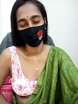 Snapshot of Softecho-03 chatting on November 19, 2025, 2:28 pm Softecho-03 online show from November 19, 2025, 2:28 pm