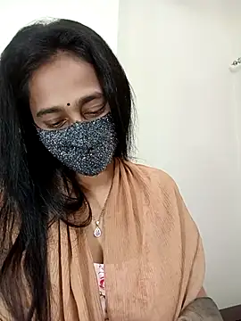 Snapshot of Softecho-03 chatting on February 15, 2026, 6:18 pm Softecho-03 online show from February 15, 2026, 6:18 pm