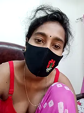 Snapshot of Softecho-03 chatting on November 6, 2025, 5:17 pm Softecho-03 online show from November 6, 2025, 5:17 pm