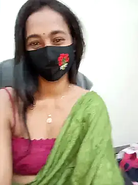 Snapshot of Softecho-03 chatting on November 24, 2025, 5:02 pm Softecho-03 online show from November 24, 2025, 5:02 pm