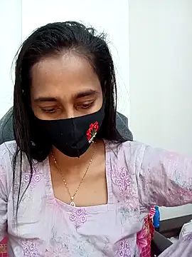 Snapshot of Softecho-03 chatting on November 20, 2025, 5:35 pm Softecho-03 online show from November 20, 2025, 5:35 pm