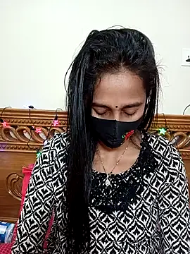 Snapshot of Softecho-03 chatting on January 14, 2026, 9:57 am Softecho-03 online show from January 14, 2026, 9:57 am