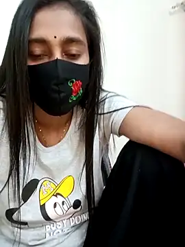 Snapshot of Softecho-03 chatting on November 18, 2025, 12:26 am Softecho-03 online show from November 18, 2025, 12:26 am