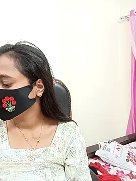 Snapshot of Softecho-03 chatting on November 28, 2025, 11:32 am Softecho-03 online show from November 28, 2025, 11:32 am