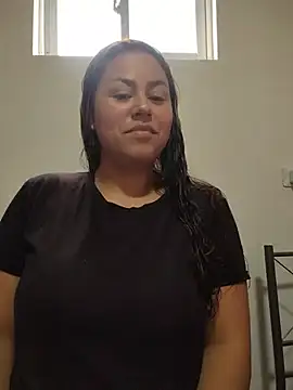 camila-titis online show from July 19, 2026, 7:21 pm