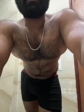 DJLOVE280825 online show from April 7, 2026, 10:22 pm