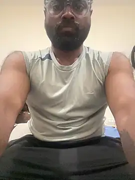 DJLOVE280825 online show from February 16, 2026, 6:34 am