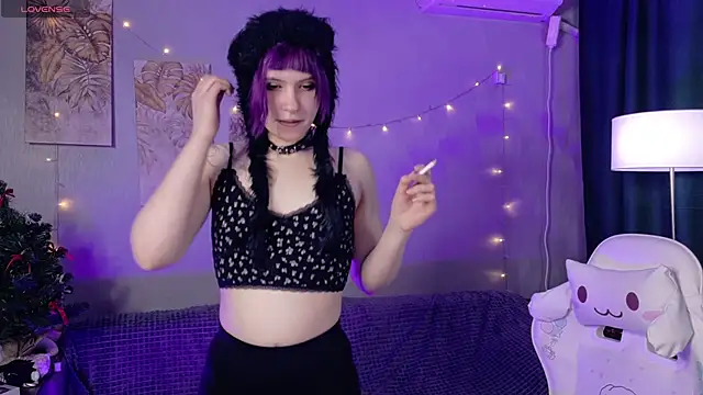 KikiMoor online show from January 14, 2026, 8:18 am