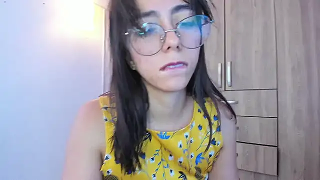 horny adiction online show from February 15, 2026, 9:47 pm