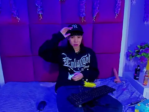 Bruno Cruzz online show from October 4, 2025, 2:24 am