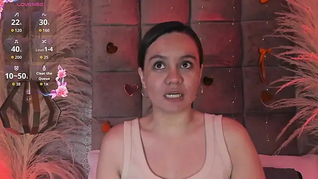 Snapshot of Sky_Junne chatting on February 16, 2026, 6:06 pm Sky Junne online show from February 16, 2026, 6:06 pm