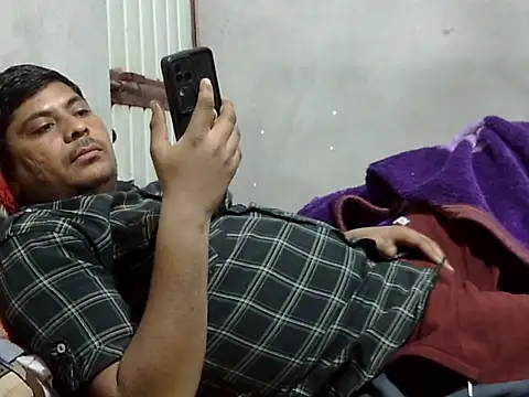 Snapshot of Ajmersingh335512 chatting on February 15, 2026, 3:44 pm Ajmersingh335512 online show from February 15, 2026, 3:44 pm