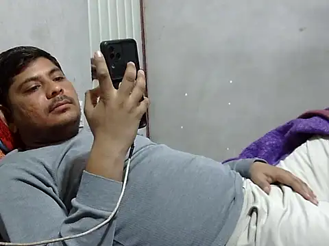 Snapshot of Ajmersingh335512 chatting on February 18, 2026, 3:08 pm Ajmersingh335512 online show from February 18, 2026, 3:08 pm