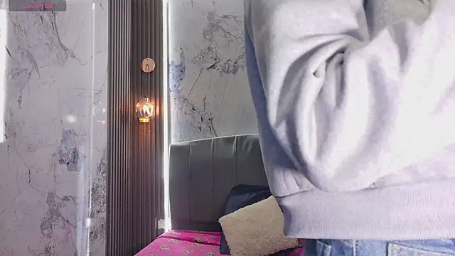 Snapshot of katia_green1 chatting on January 17, 2026, 12:31 pm katia green1 online show from January 17, 2026, 12:31 pm