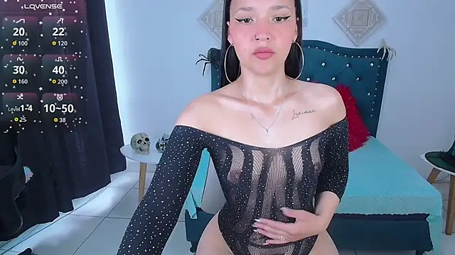 Snapshot of IamBunny_f_w chatting on October 10, 2025, 1:34 pm IamBunny f w online show from October 10, 2025, 1:34 pm