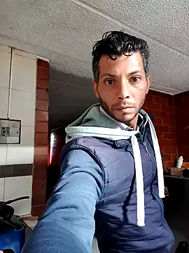 AlphaAlterX online show from November 24, 2025, 12:38 pm