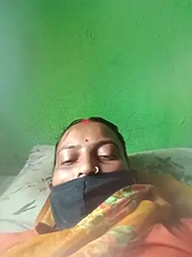 Snapshot of Hot_Seema83 chatting on July 2, 2026, 4:29 am Hot Seema83 online show from July 2, 2026, 4:29 am
