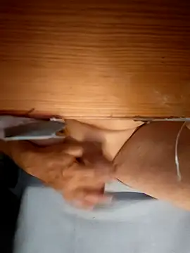 Snapshot of spermaspritzerr chatting on September 22, 2025, 2:39 am spermaspritzerr online show from September 22, 2025, 2:39 am