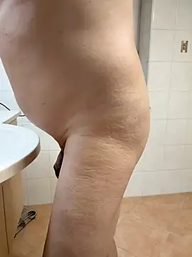 spermaspritzerr online show from November 3, 2025, 4:07 am